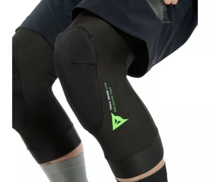 Chránič kolen Dainese MTB TRAIL SKINS LITE KNEE GUARDS black vel. S