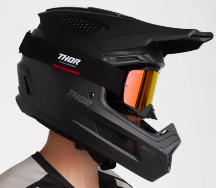 Thor 0110 - 8889 Fleet helma blackout vel. XL