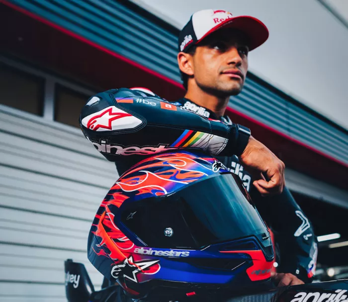 Závodná helma Alpinestars  Supertech R10 Flyte purple/red glossy