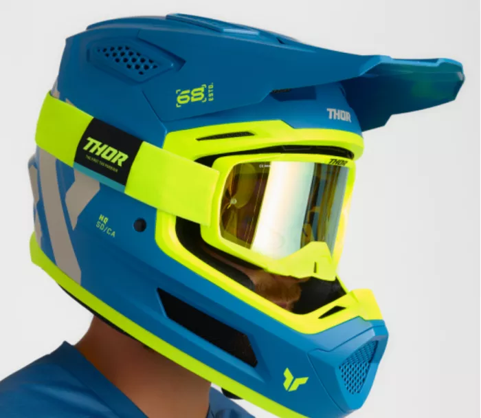 Thor 0110 - 8901 Fleet Forge helma blue vel. L