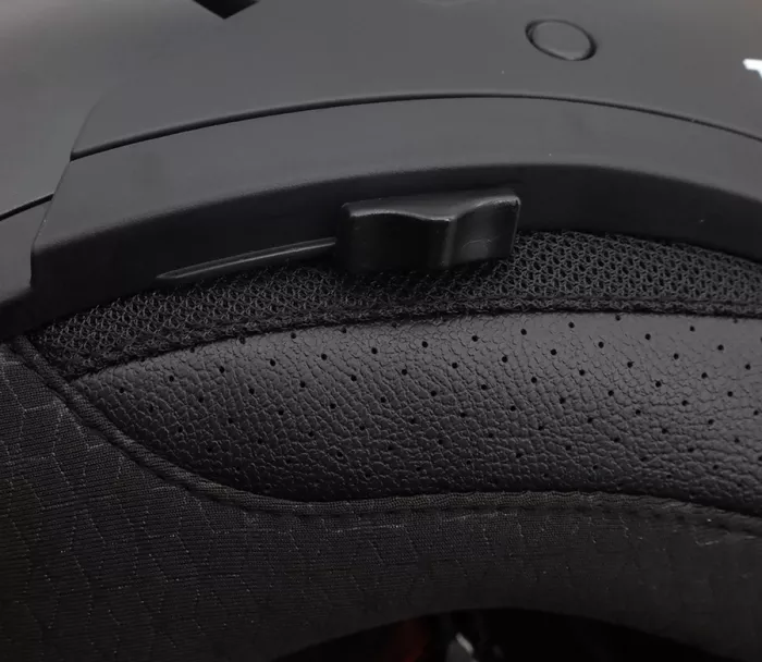 Preklápacia helma XRC Fronter black matt