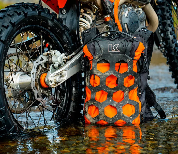 Batoh na moto Kriega KRUT18-O Trail 18 orange