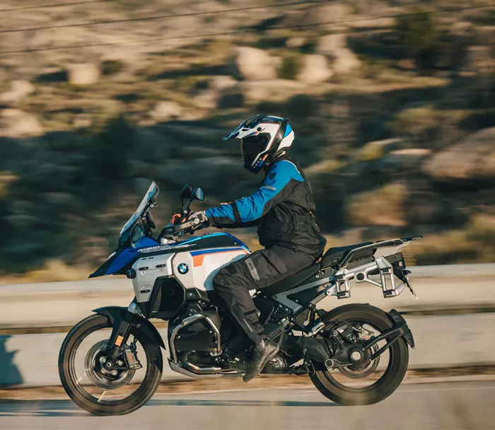 Helma na moto NEXX X.R3R Ziger purple/blue