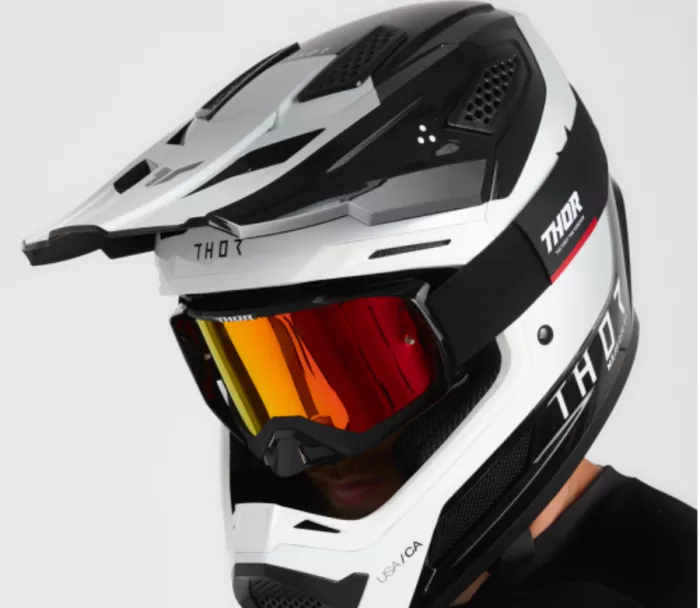 Thor 0111 - 1687 Youth Fleet Storm helma black/white vel. M