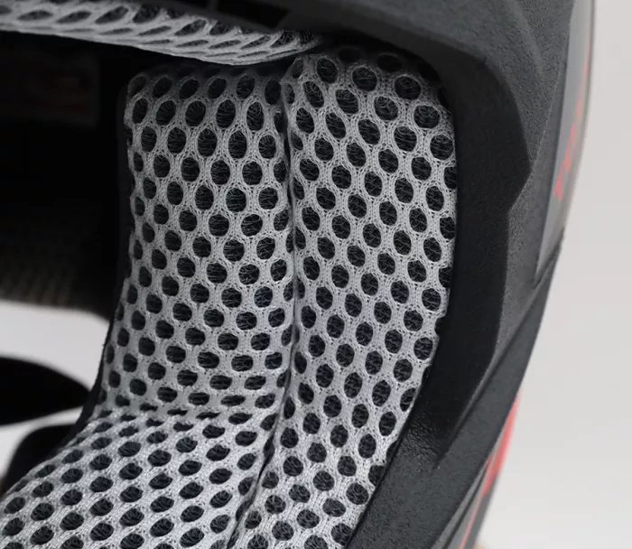 XRC Totter blk/grey/red vel. L