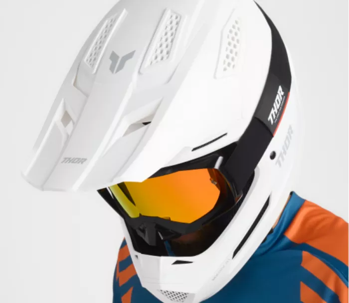 Thor 0110 - 8896 Fleet helma whiteout vel.XL